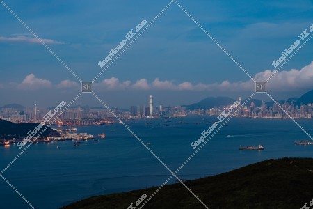 Kowloon Peninsula and Hong Kong Island in the evening, No3