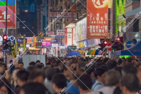 Night street view of Sai Yeung Choi Street with people, Mong Kok, No.15