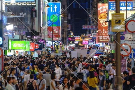 Night street view of Sai Yeung Choi Street with people, Mong Kok, No.17
