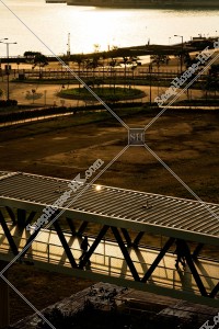 Footbridge in the morning, Central