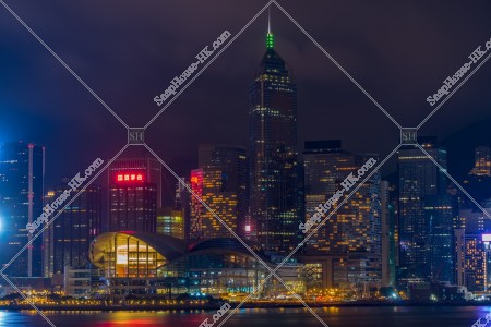 由尖沙咀望向湾仔的高樓大廈的夜景 其之三