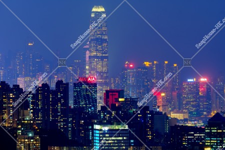 香港島的高樓大廈的夜景 其之一