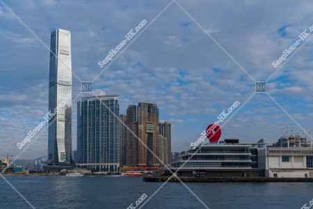 西九龍的摩天大廈和海運觀點