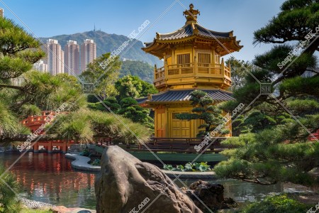 南蓮園池 圓滿閣