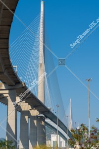 從底部看昂船洲大橋 其之五