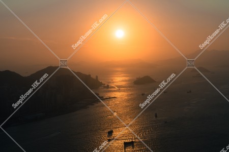 日落前的香港島・西灣附近的風景 [横向]