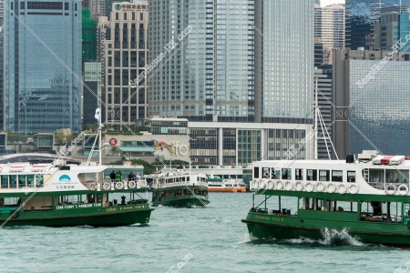 三隻天星小輪的交錯