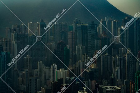 上環 在有煙霧時段，摩天大樓的風景其之一