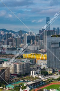 九龍灣和九龍半島的大廈群的風景 其之一