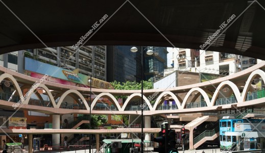 銅鑼灣 行人天橋的風景