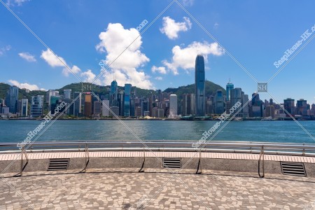 尖沙咀 九龍公眾碼頭及香港島的高樓大廈 其之二