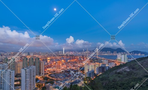 葵青貨櫃碼頭,西九龍和香港島的黃昏景色 其之二
