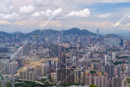 由飛鵝山俯瞰至香港的風景 其之一