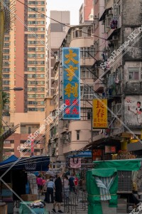 油麻地 黃昏時廟街