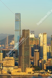 早上的九龍半島的高樓大廈