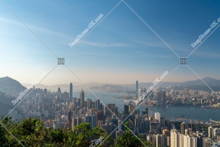 香港島と九龍半島的天際線景色