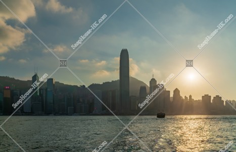 黃昏的香港島中環高樓大廈群和維多利亞港 其之二