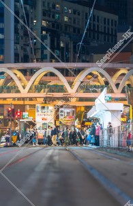 銅鑼灣 行人和香港電車（叮叮） 其之一
